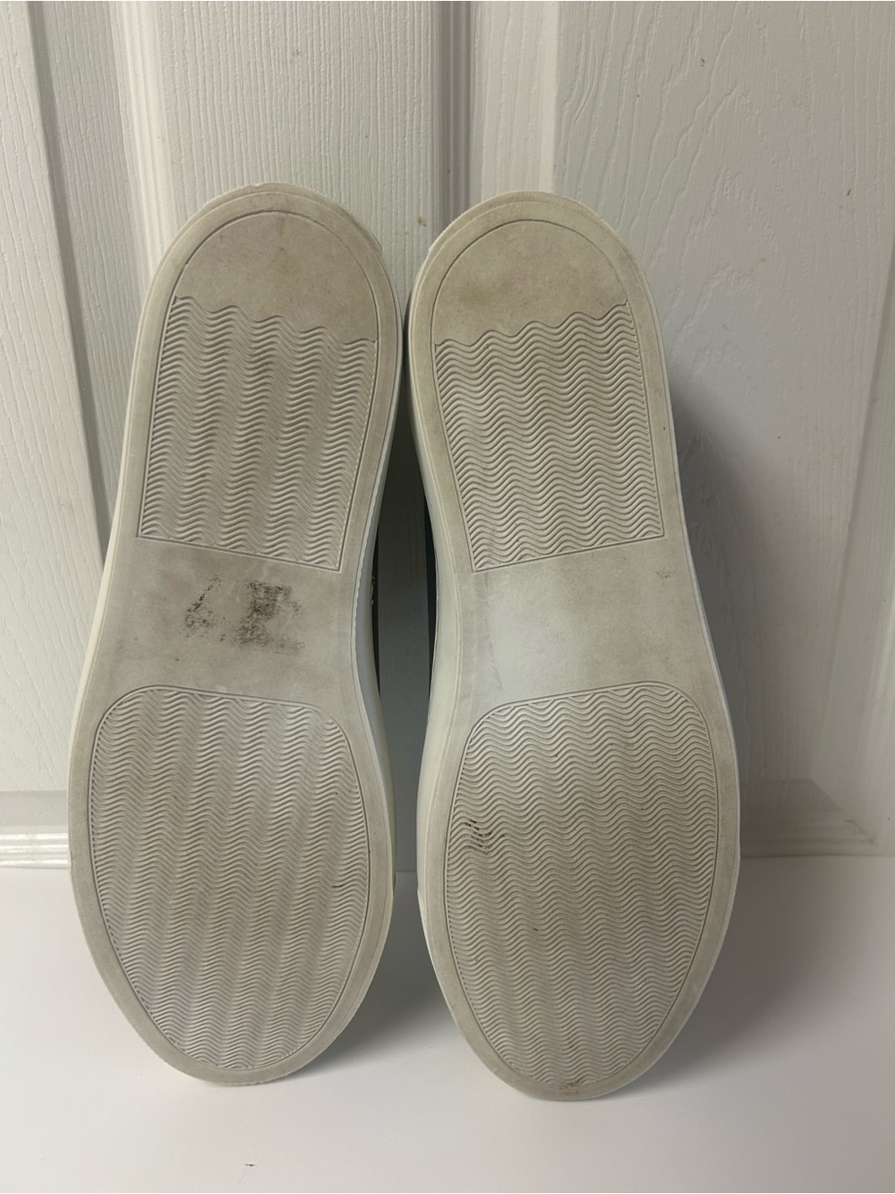 Suitsupply Brown Leather Low-Top Sneakers with White Soles - Picture 2 of 10
